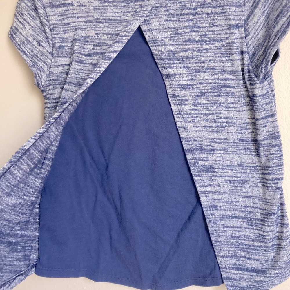 Gap girls blue top size 4-5